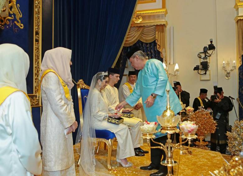 Así fue la boda de la hija del sultán de Malasia 