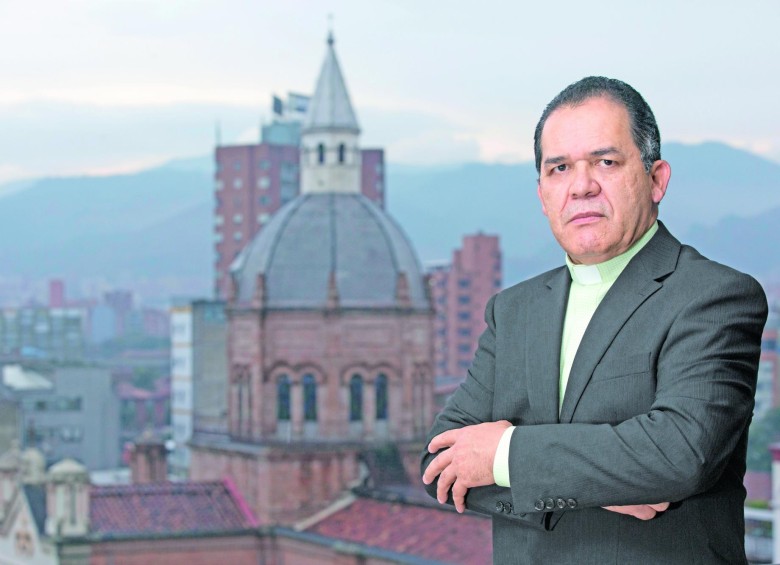 A finales del pasado mes de julio asumió Fray Jorge Botero Pineda como rector de San Buenaventura en Medellín, un religioso franciscano ligado desde hace tres décadas a la institución. FOTO: Cortesía