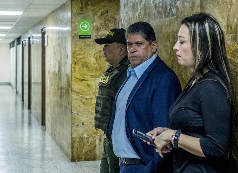 El alcalde César Suárez fue condenado por falsedad documental. Su cargo lo asumió Adriana Salas.