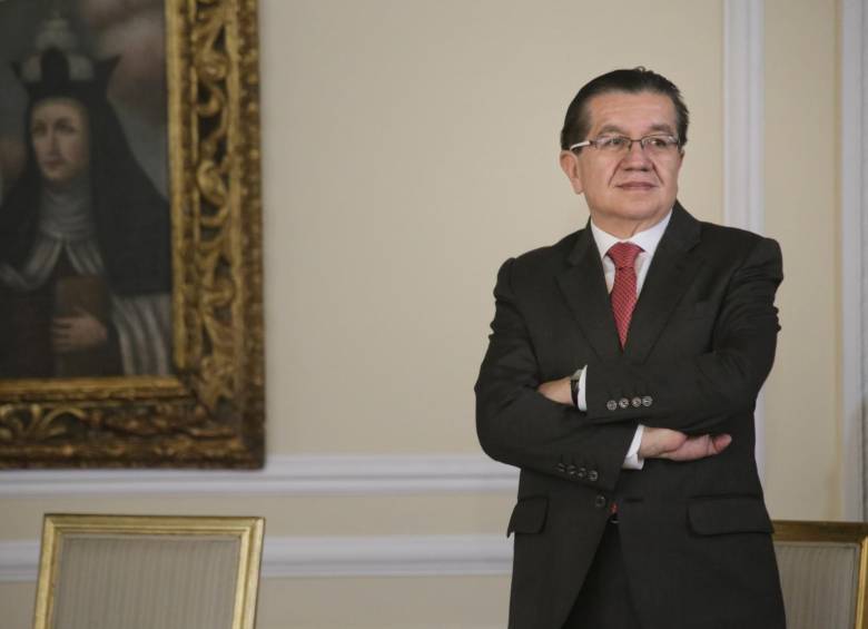 Con solo dos semanas en el cargo, la cuota de Cambio Radical en el Gobierno, Fernando Ruiz Gómez, enfrenta una de las crisis más grandes de la historia reciente en Colombia. FOTO Presidencia