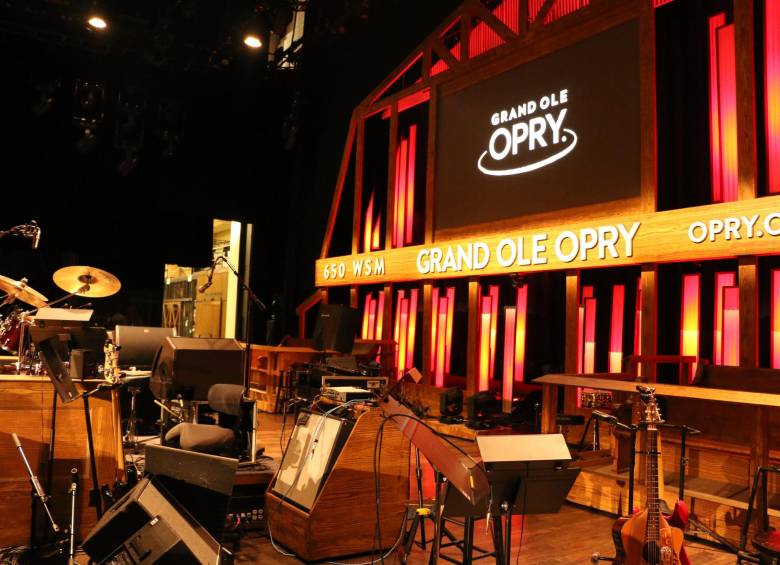 El escenario del Grand Ole Opry, desde donde se emiten las presentaciones en vivo. Foto: Valeria Murcia 