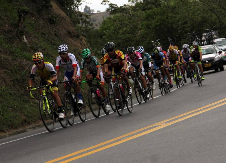 La competencia contará con la participación de 21 equipos de 10 pedalistas cada uno. FOTO COLPRENSA