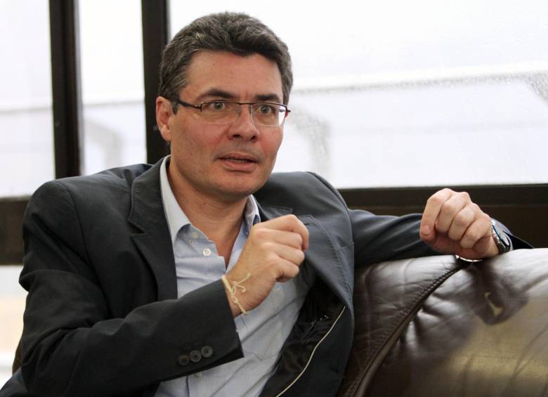 Alejandro Gaviria está al frente del Ministerio de Salud desde agosto de 2012. Es ingeniero civil con doctorado en Economía. FOTO colprensa