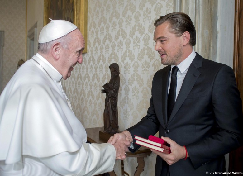El Papa Francisco tuvo una audiencia privada con Leonardo Di Caprio en El Vaticano. FOTO L’Osservatore Romano/Pool vía AP