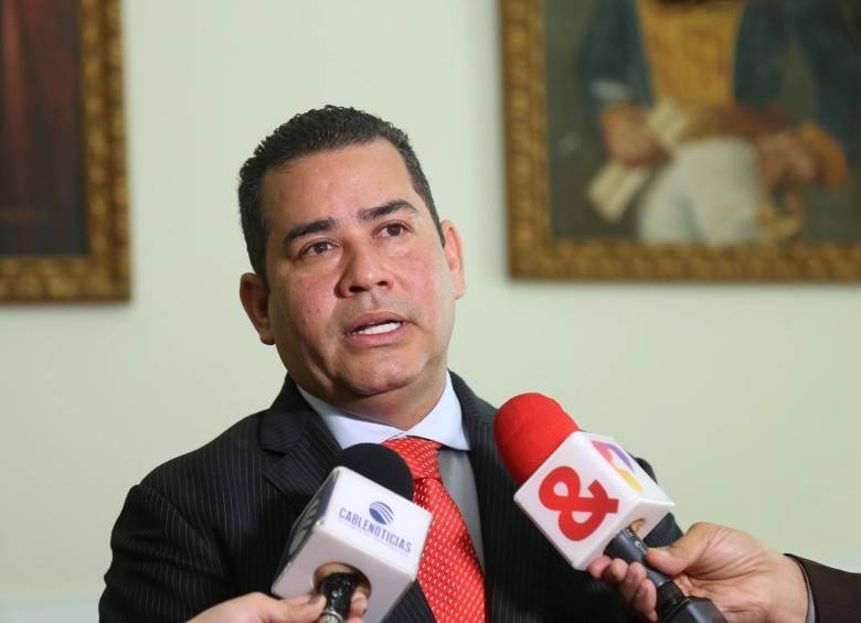 El presidente de la Cámara Alejandro Carlos Chacón. Foto. Colprensa. 