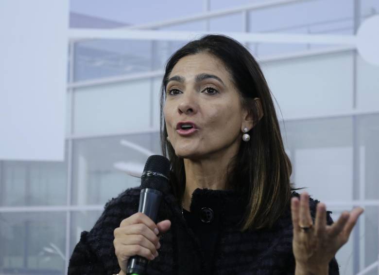 Aeropuertos operan con normalidad: Mintransporte