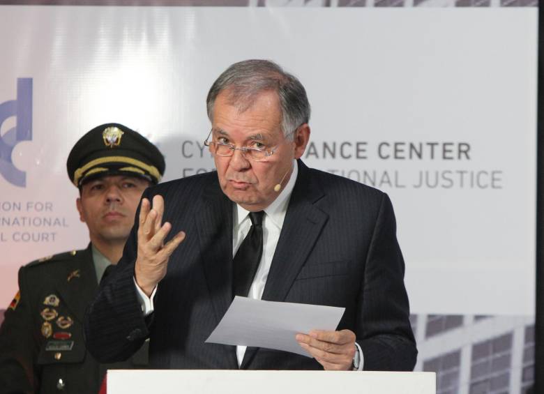 En esta ocasión el encontrón entre Santos y Ordóñez lo originó un la denuncia del Procurador sobre un supuesto complot. FOTO colprensa