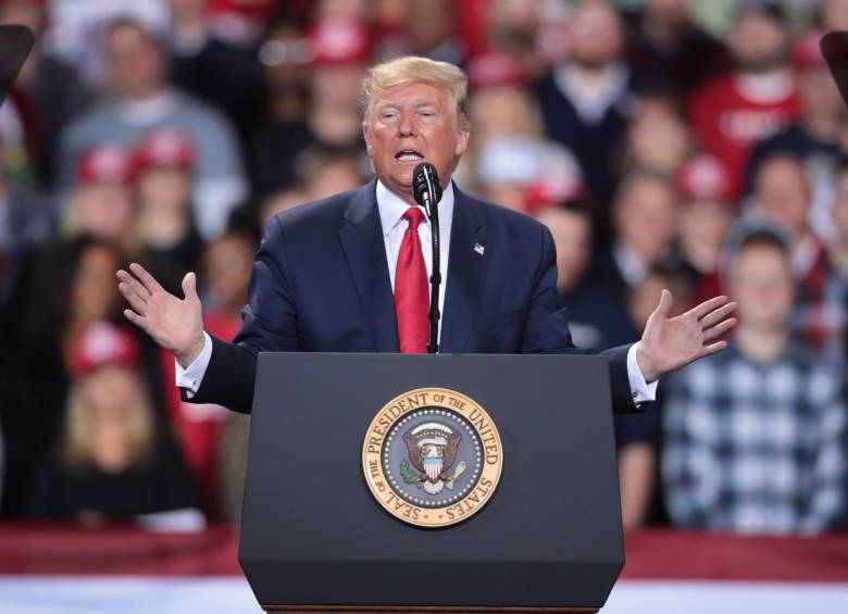 Los demócratas estadounidenses, mayoritarios en la Cámara Baja, votaron este miércoles la apertura de un juicio político contra Donald Trump por el caso ucraniano. Foto: AFP. 