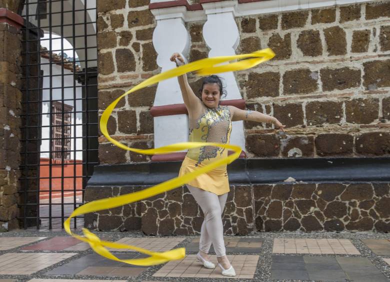 Eliana Gaviria y Catalina Galvis estarán en Emiratos Árabes hasta el 21 de marzo. FOTO Santiago Mesa