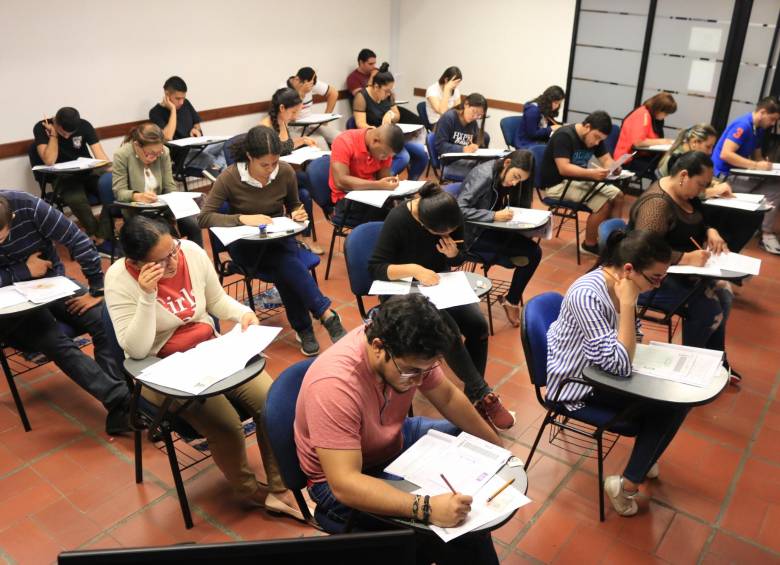 El Instituto Colombiano para la Evaluación de la Educación dice que garantizará la conectividad y la transparencia en las pruebas. FOTO Colprensa.
