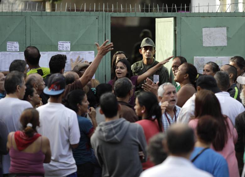Venezuela prolongará hoy su “secuestro”