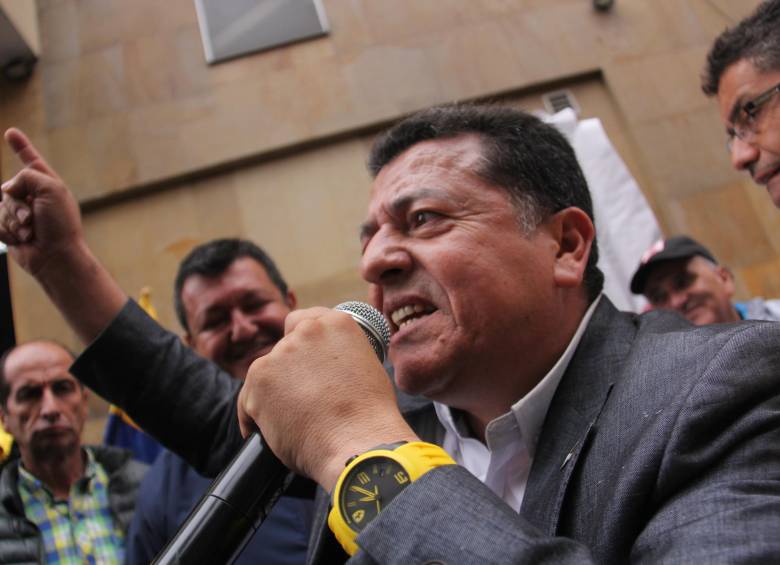 En mayo de este año Ospina lideró el paro de taxistas en contra de la plataforma Uber y Cabity. Ahora quiere llegar al Congreso. FOTO COLPRENSA