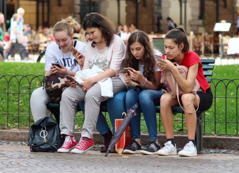 La depresión ha aumentado en los adolescentes a causa del uso del celular según una investigadora estadounidense. FOTO: Pixabay