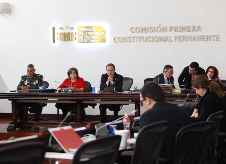 La Comisión I del Senado aprobó el proyecto de reforma constitucional que prohibe declarar indultable los delitos de narcotráfico y secuestro, durante la negociación de un proceso de paz. Foto: Colprensa