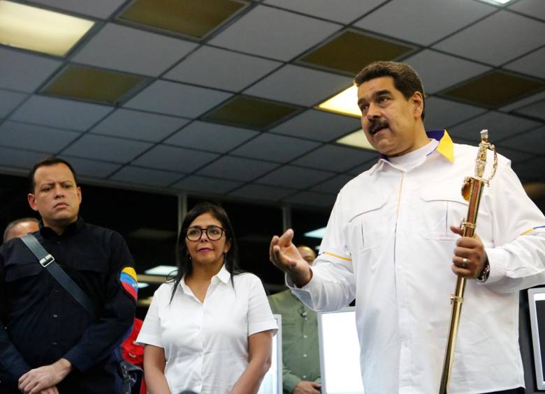 El presidente Nicolás Maduro visitó una hidroeléctrica en el estado Bolívar, de Venezuela. FOTO: Reuters.