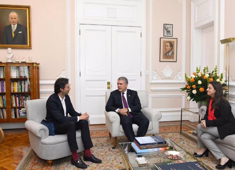 El presidente de la República, Iván Duque Márquez, en su primera reunión con el alcalde electo de Medellín, Daniel Quintero. Foto: Colprensa. 