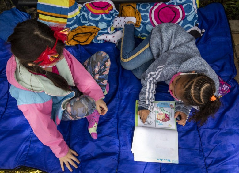 Problemas en el sistema educativo venezolano han tenido efectos negativos para los menores de ese país que llegaron a Colombia con la intención de continuar sus estudios. FOTO EDWIN BUSTAMANTE