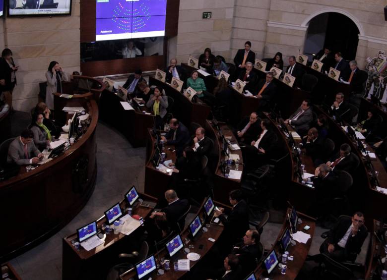 En los partidos de la coalición de Gobierno se reconoce que el ambiente político en el Congreso no es el más apropiado, luego del resultado adverso del Gobierno con el plebiscito. FOTO colprensa