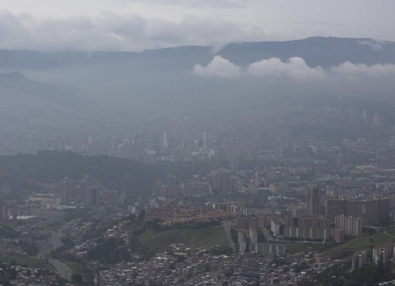 Un año de contaminación en Medellín