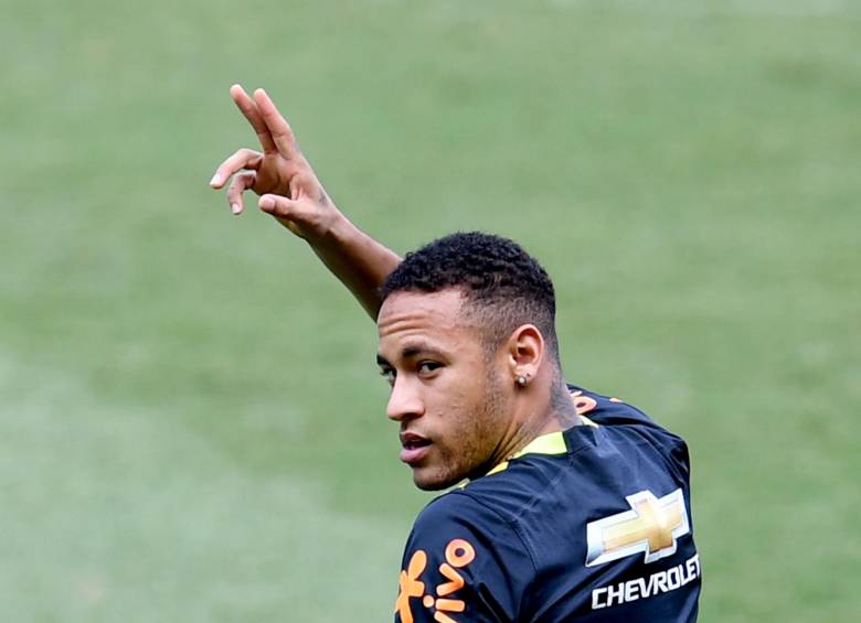 El abogado especializado en derecho deportivo Thierry Granturco dijo a Efe que el erario francés recibirá unos 300 millones de euros por la presencia de Neymar en el PSG durante 5 años. FOTO AFP