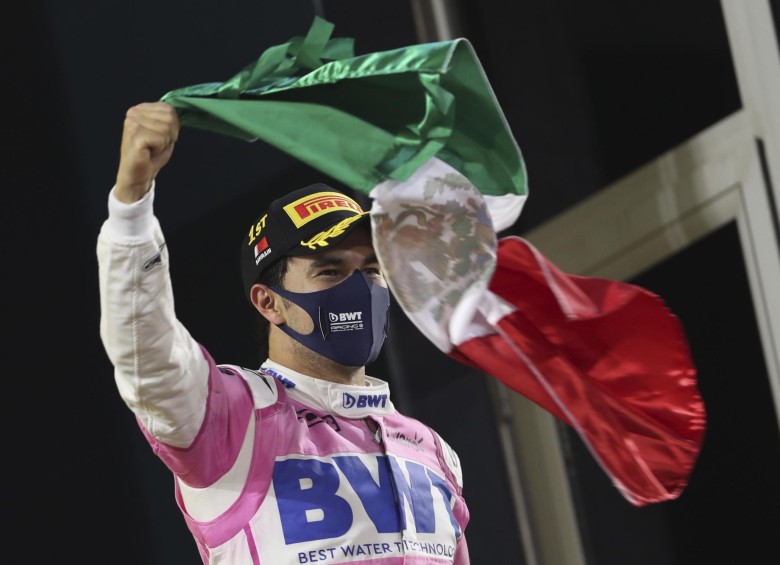 Sergio Pérez ganó su primer Gran Premio después de 192 carreras. FOTO: EFE