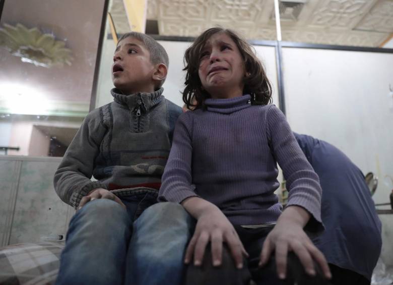 Un elemento que utilizó Trump para condenar lo ocurrido el martes, fue el hecho de que gran parte de los asesinados eran niños: 20 de un total de 72 muertos, según el Observatorio Sirio. FOTO AFP