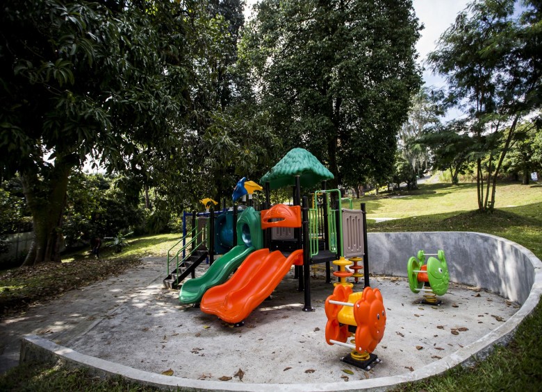 El decreto pretende restringir el consumo de sustancias psicoactivas en espacios como parques, colegios y escenarios deportivos. FOTO ARCHIVO Carlos Alberto Velásquez