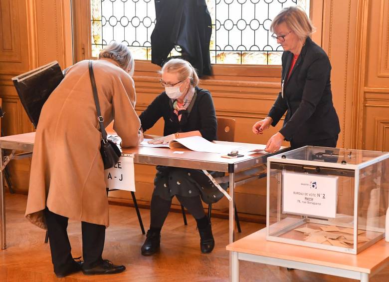 En la primera vuelta de las elecciones en Francia primó el abstencionismo. Mientras que en las primarias de Estados Unidos hay estados que han aplazado las votaciones por las medidas de aislamiento dictadas por sus gobernadores. FOTO Getty