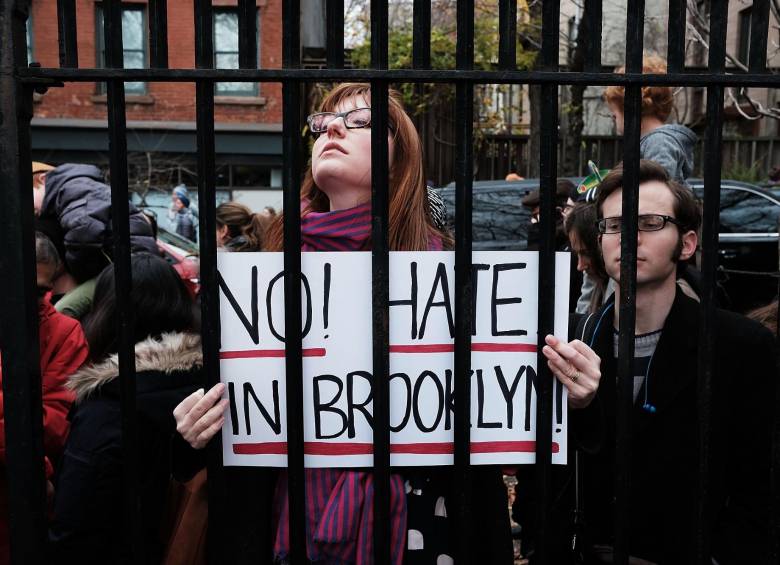 Símbolos nazis y mensajes pro-Trump en parque de Nueva York