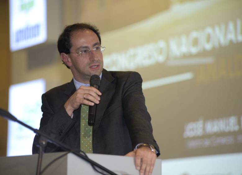 Ministro de Comercio, Industria y Turismo, José Manuel Restrepo, aplaudió la conclusión de la OMC sobre el caso de los aranceles panameños. Foto Colprensa