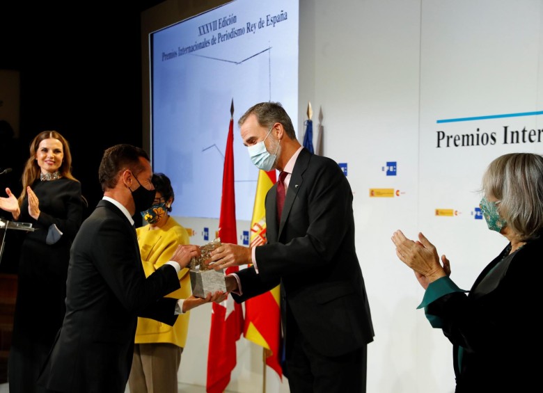 El rey Felipe VI le entregó a Manuel su tercer premio. Los dos anteriores fueron en 2016 y 2010. FOTO efe