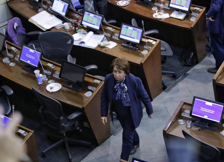 Sin los votos de la oposición, las bancadas de Gobierno lograron salvar la concilicación de la reforma política. FOTO Colprensa