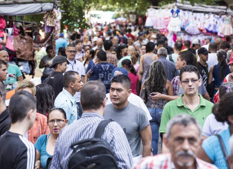 Según el censo, el Valle Aburrá pasó de tener 3’306.000 mil a 3’725.000 habitantes, un crecimiento de solo 419.000 personas en 14 años. FOTO EDWIN BUSTAMANTE 