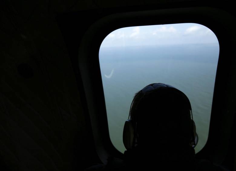 El vuelo QZ8501 cayó al mar el 28 de diciembre, unos 40 minutos después de iniciar un viaje de dos horas desde Surabaya, hacia Singapur. FOTO REUTERS