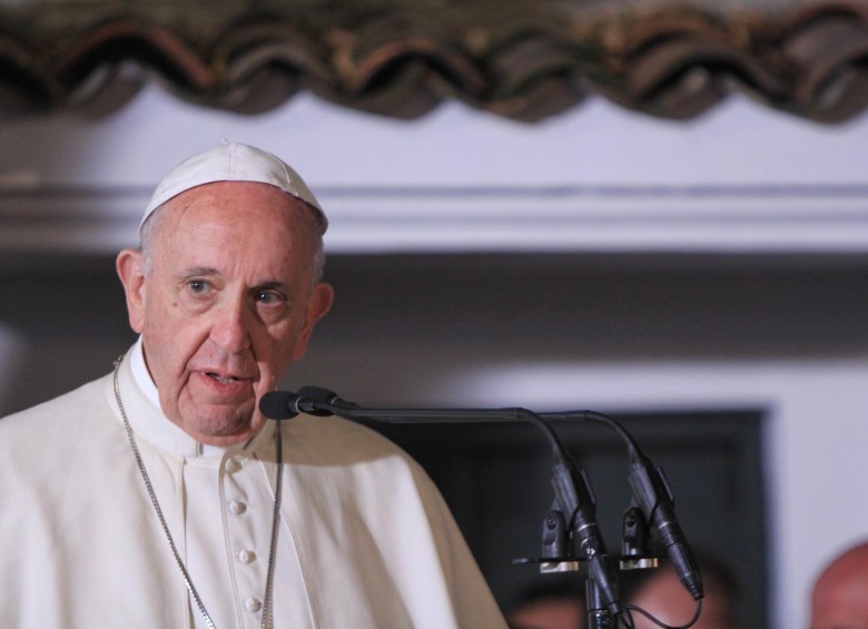 Temas modernos, como las redes sociales y la polarización, preocupan al papa Francisco. FOTO ARCHIVO