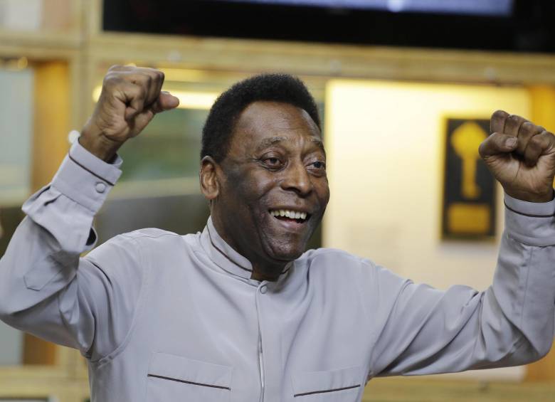 Los médicos interrumpieron este domingo el tratamiento renal al que el astro brasileño Pelé estaba siendo sometido. FOTO AP
