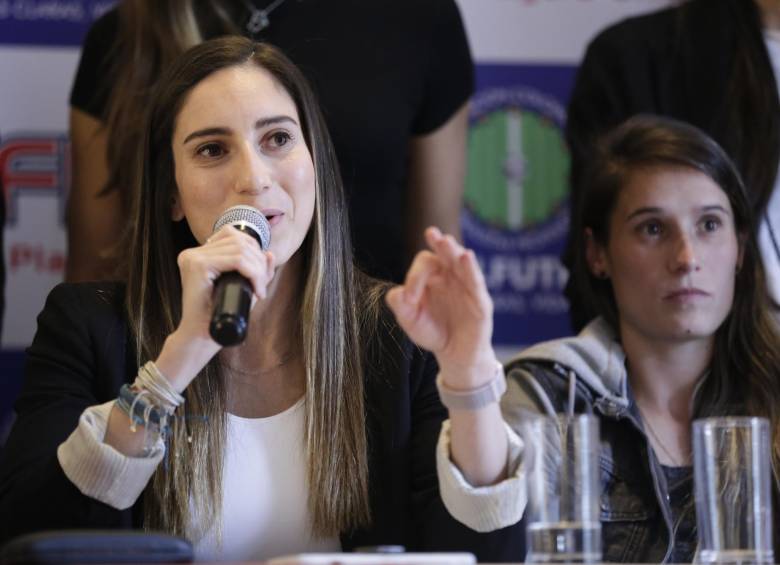 Mujeres defienden derecho a tener Liga