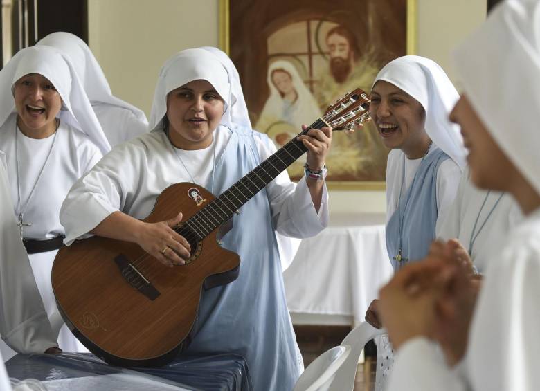 Conozca la monja rapera que le cantará al Papa en Colombia