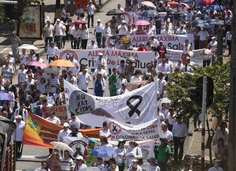 La marcha por la salud recorrerá el centro de Medellín. FOTO ARCHIVO - EDWIN BUSTAMANTE