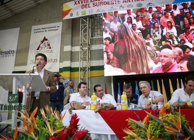 En su intervención, el gobernador Luis Pérez destacó varios de los megaproyectos clave de su mandato que tendrán especial impacto en el suroeste del departamento. FOTO emanuel zerbos