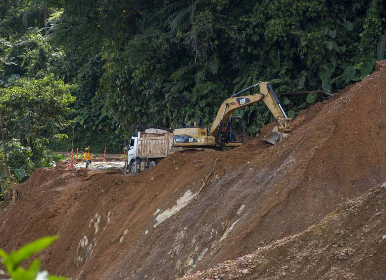 Sin paso en la Medellín - Quibdó por la caída de material sobre la vía. FOTO ARCHIVO