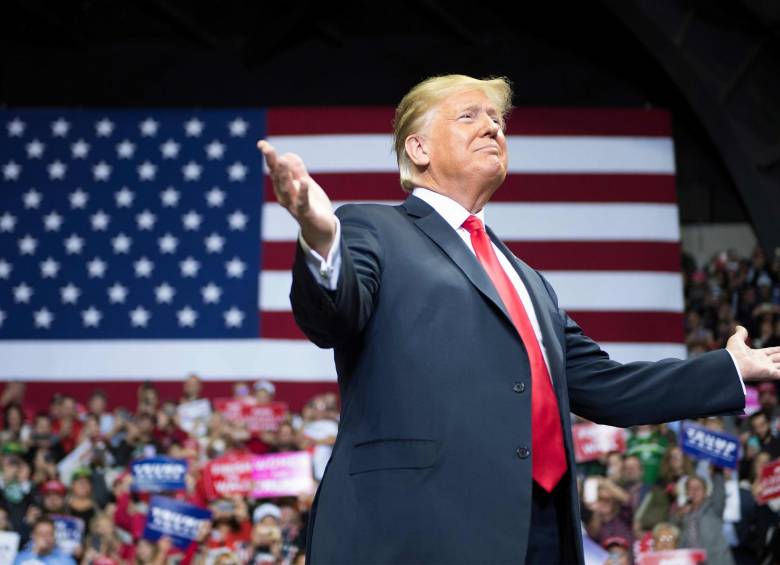 El presidente de los Estados Unidos, Donald Trump, pronunció ayer lunes un discurso en el mitin de Make America Great Again en Fort Wayne, Indiana.FOTO AFP