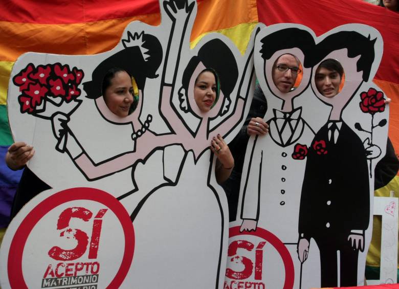 Ell Gobierno afirmó que apoya a la comunidad LGTBI en su lucha por la igualdad y actuará en consecuencia, consciente de que esa igualdad pasa hoy por conseguir el matrimonio igualitario y la adopción igualitaria. FOTO COLPRENSA