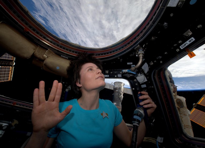 La astronuta italiana Samantha Cristoforetti estuvo 199 días en el espacio. Superó la anterior marca de la astronauta estadounidense Suni Williams de 195 días.