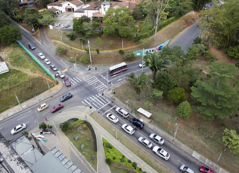  El sistema de audiencias ambientales fue utilizado para la ejecución de obras como la de la ampliación de la avenida 34, en la que se implica la tala de varios árboles. FOTO Edwin Bustamante