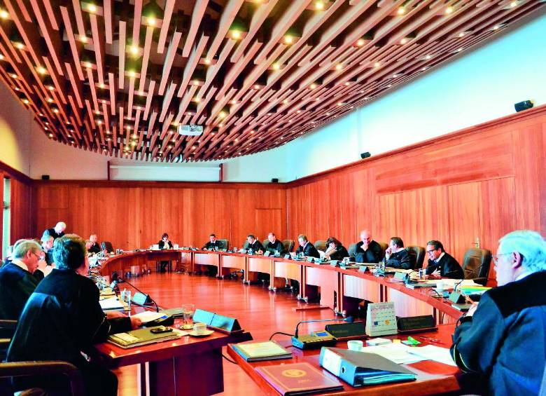 Humberto de la Calle dijo ayer que su fórmula vicepresidencial sería Clara López Obregón. FOTO COLPRENSA