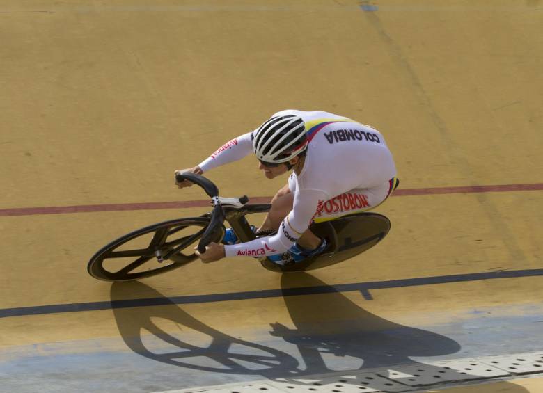 Bayona, Quintero y Ramírez, los pisteros más veloces del país hoy. FOTOS JAIME PÉREZ Y FEDECICLISMO
