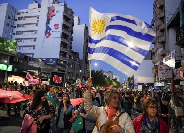 Protestas en Uruguay contra reforma en seguridad. FOTO AFP