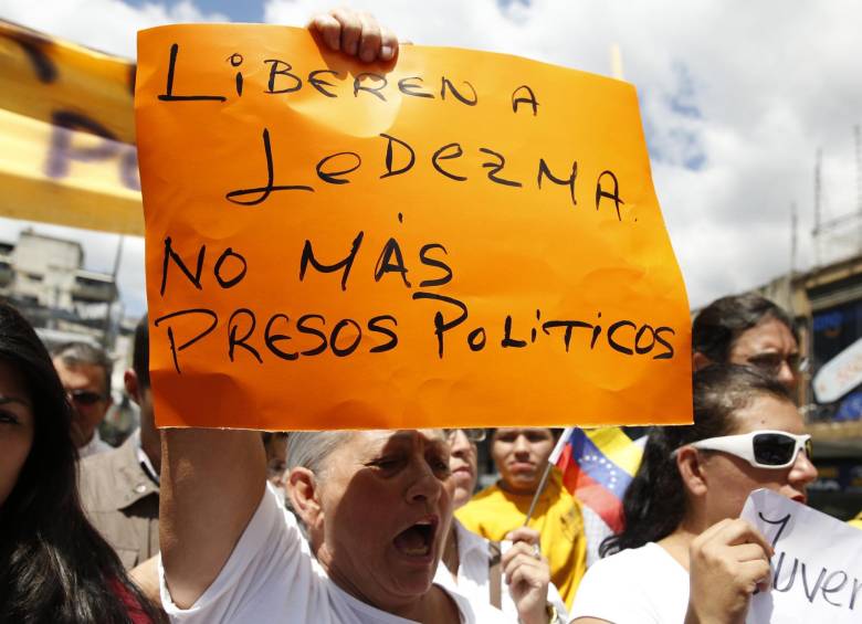 Protestas luego de la detención del alcalde de Caracas, Antonio Ledezma. FOTO REUTERS
