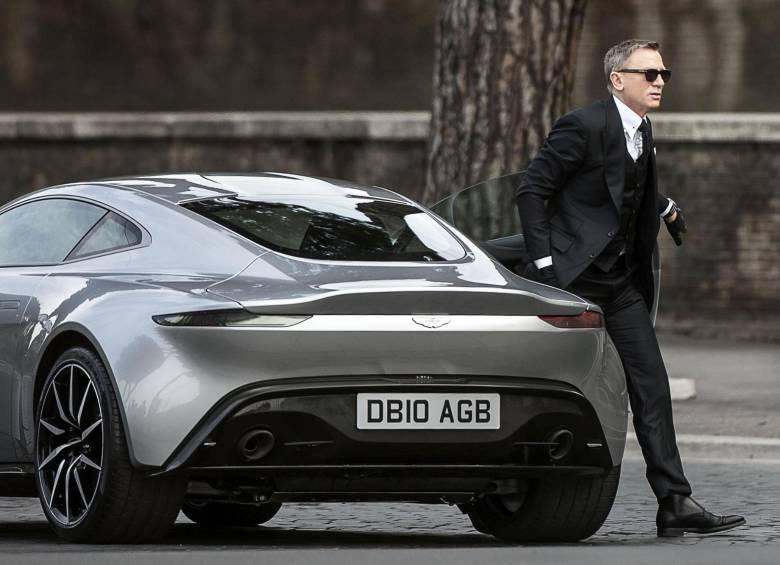 Según Sam Mendes, el espectador tendrá que ir al cine y ver la película para ver qué decide Bond sobre si seguir como agente secreto o no. FOTO AP